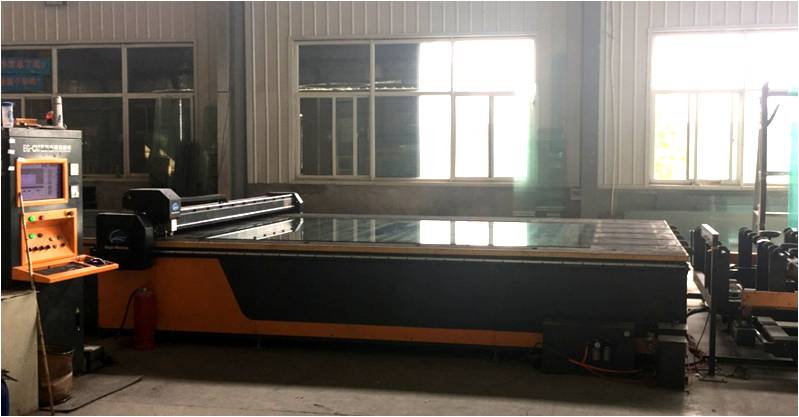 �������ոߡ�ȫ�Զ������и��